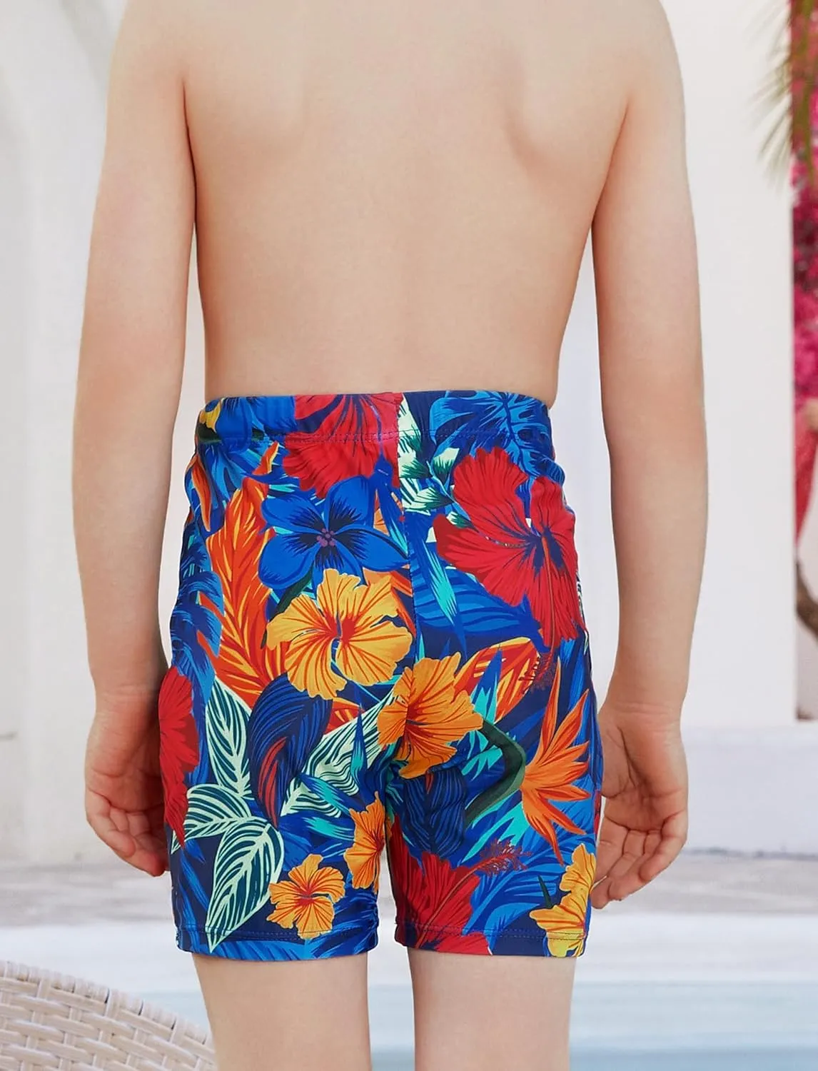 Family Matching Solid Scallop Trim Strappy Two-Piece Swimsuit and Allover Floral Print Swim Trunks Shorts