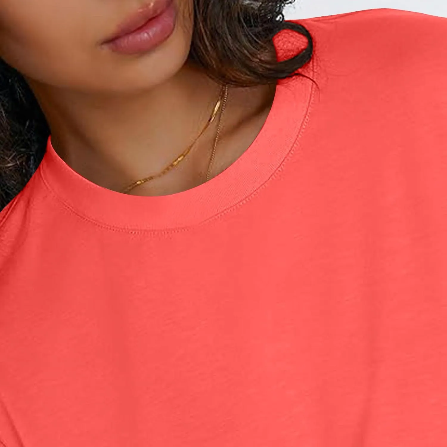 Womens Oversized Tops Long Sleeve Lightweight Shirts 2025 Spring Fashion Trendy Tops Crewneck Casual Solid Basic Tee