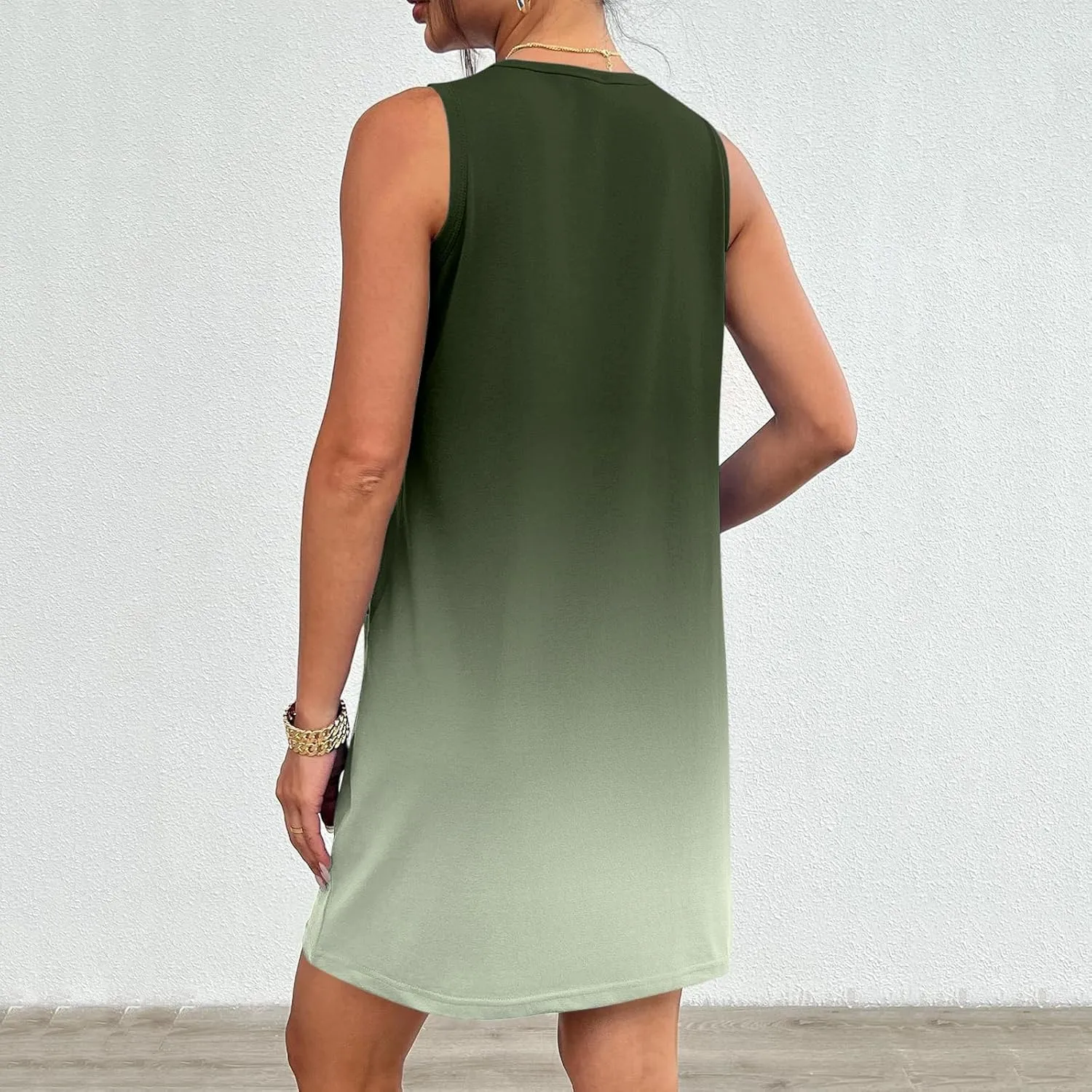 Womens Summer Mini Dress 2025 Vacation Casual Sleeveless Crewneck Basic T Shirt Dresses with Pockets